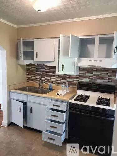 Main picture of 369 Mayville Ave