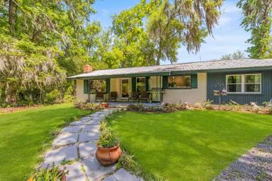 Main picture of 238 W Magnolia Ave