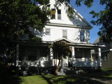 Main picture of 121 Sedgwick St