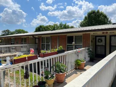 Main picture of Dixon Street Apartments