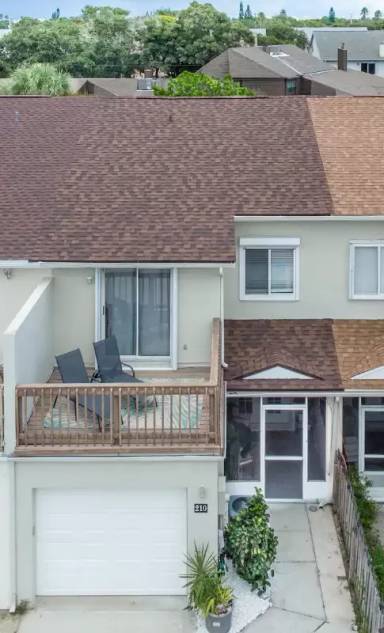 Main picture of 210 Cherie Down Ln