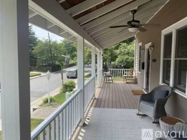 Main picture of 4704 Fordham Rd