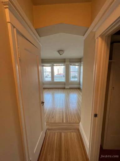 Main picture of 28 Cyril Magnin St