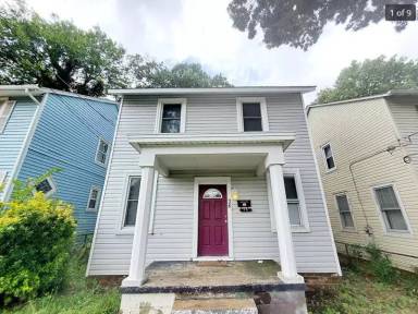 Main picture of 38 E 32nd St
