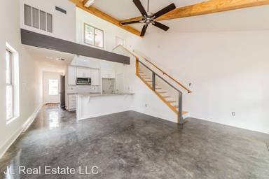 Main picture of 203 Plateau Rd