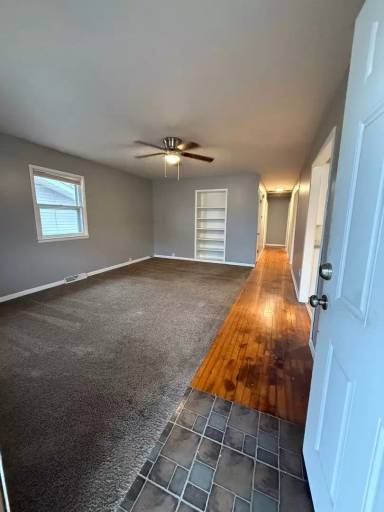 Main picture of 2224 N Roosevelt Ave