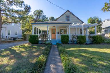Main picture of 7805 Ruthven Rd