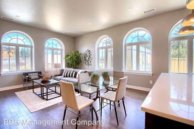 Main picture of 4625 W 50th Ave