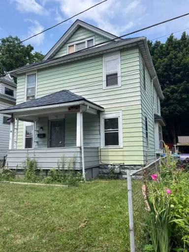 Main picture of 18 Elsdon St