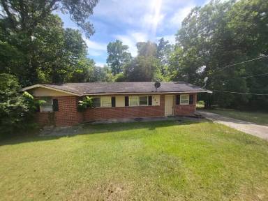 Main picture of 140 Spencer Hill Ct