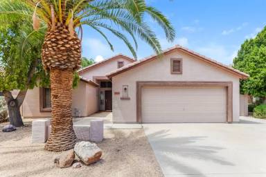 Main picture of 20810 N 74th Ln