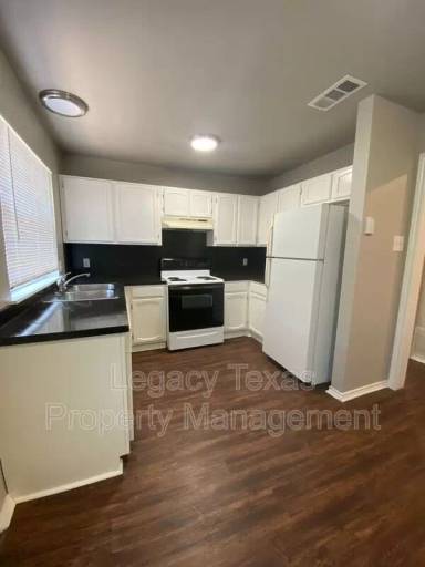 Main picture of Sun Valley Apartments