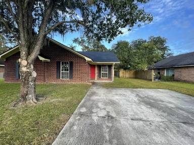 Main picture of 1581 Pendleton Dr