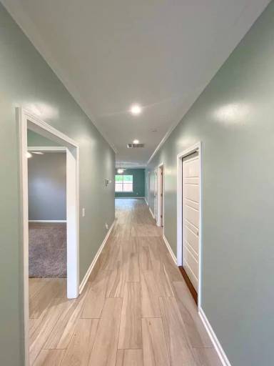 Main picture of 114 Gary Cir