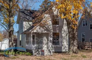 Main picture of 523 Hopson St NE