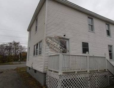Main picture of 111 Kennedy Memorial Dr