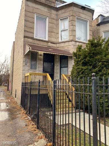 Main picture of 1856 S Kedzie Ave