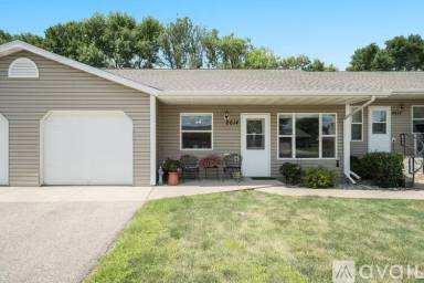 Main picture of 2602 Poetters Cir