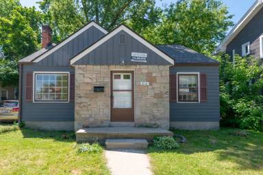 Main picture of 800 Sylvan Ave