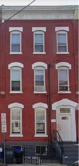 Main picture of 72 Columbia St