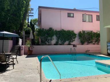 Main picture of 10394 Rochester Ave