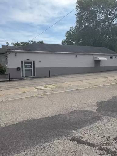 Main picture of 80 Elm St