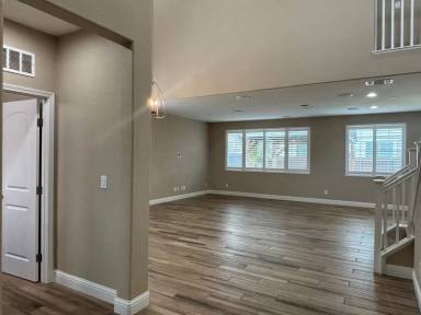 Main picture of 200 Water Lily Cir