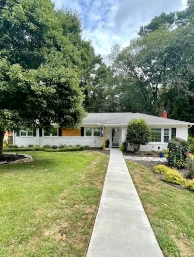 Main picture of 31 Swanson Ct