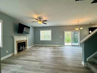 Main picture of 2100 Feathercombe Ct