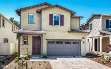 Main picture of The Village at Los Carneros