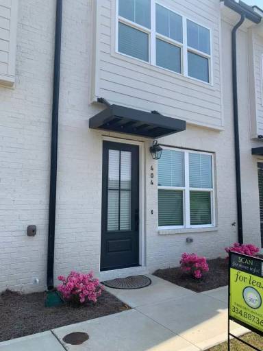 Main picture of 2106 Moores Mill Rd
