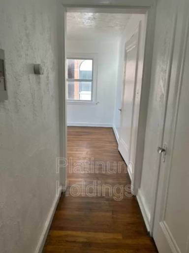 Main picture of 14315 & 14401 Milverton