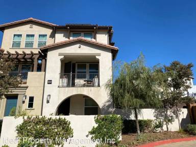 Main picture of 551 W Foothill Blvd