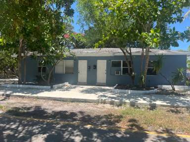 Main picture of 1501 N Andrews Ave
