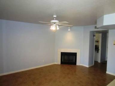 Main picture of 1706 E Commonwealth Cir