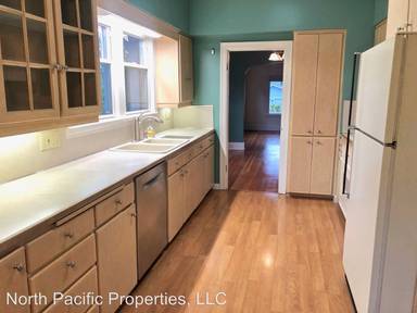 Main picture of 7008 3rd Ave NW