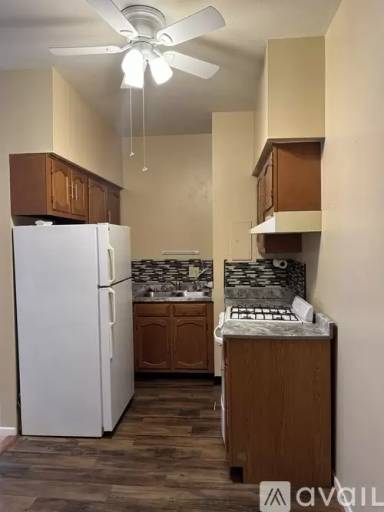 Main picture of 37941 Euclid Ave