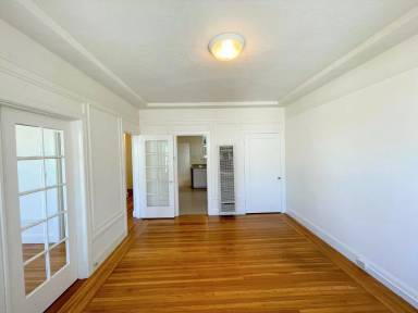 Main picture of 4044 Geary Blvd