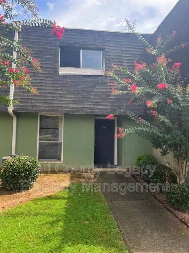 Main picture of 256 Scandia Cir