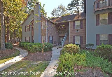 Main picture of 7935 Parklane Ct