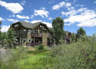 Main picture of 951 N Ten Mile Dr