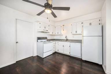 Main picture of 7109 Orchard Ct