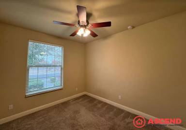 Main picture of 5818 Blue Spruce Ave