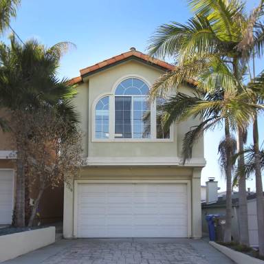 Main picture of 1729 Dixon St