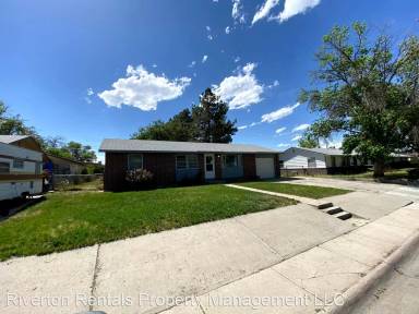 Main picture of 410 Elizabeth Dr