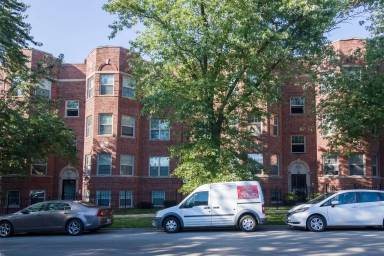 Main picture of 1706 W Farwell Ave