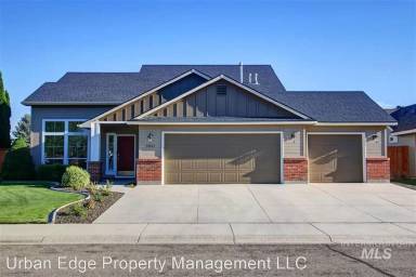 Main picture of 5031 W Tournament Dr