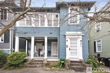 Main picture of 8012 Cohn St