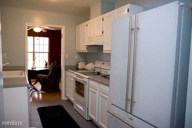 Main picture of 327 Hutton Cir