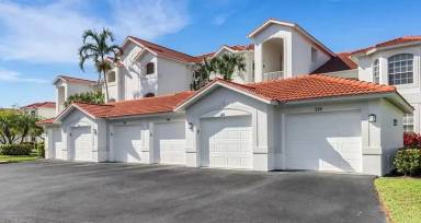 Main picture of 4650 Yacht Harbor Dr